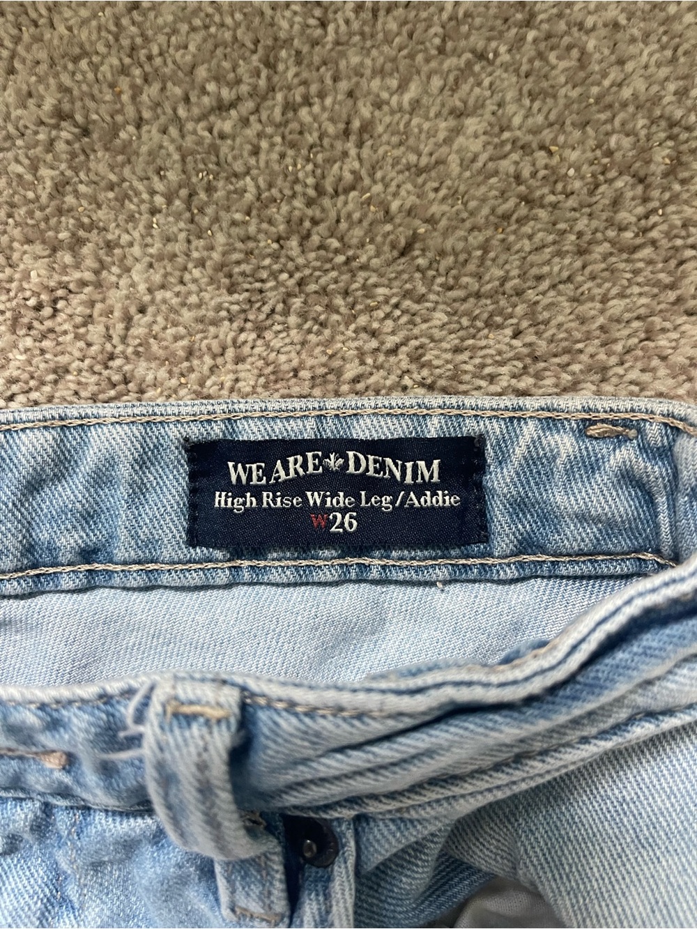Jeans - Picture 2 of 3